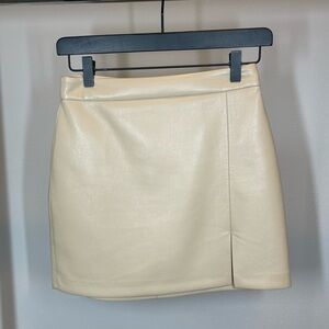 Aritzia Sunday Best Tatiana Skirt limited edition vegan leather tan size 2